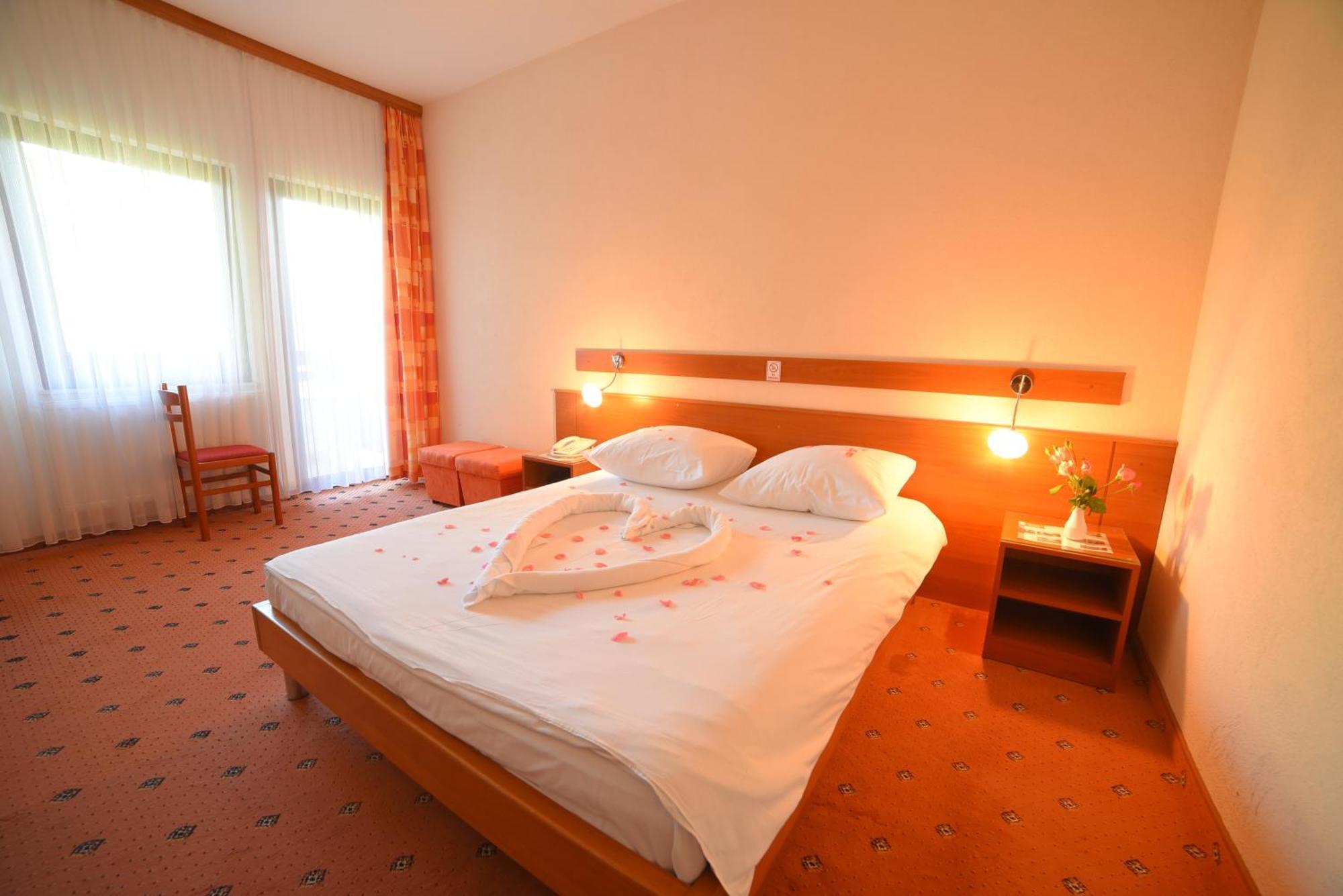 Hotel Ada Bihać Exterior foto